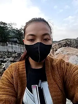 Snapshot of -Miu-98 chatting on 12-20-25, 01:02 -Miu-98 online show from 12-20-25, 01:02