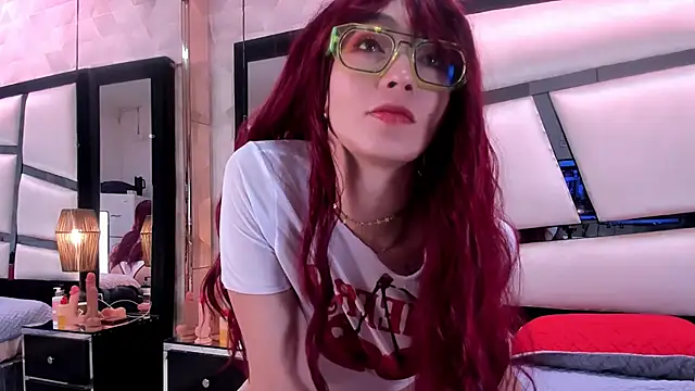 Snapshot of CleoDemon chatting on 03-09-26, 05:44 CleoDemon online show from 03-09-26, 05:44