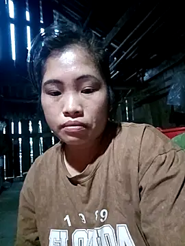 Luyen004 online show from 05-06-26, 10:37