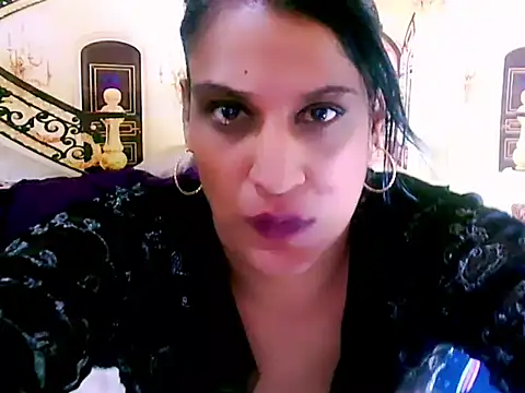 Snapshot of IndianSexcSmyle chatting on 09-27-25, 08:36 IndianSexcSmyle online show from 09-27-25, 08:36