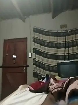 Snapshot of Dickninja084 chatting on 10-11-25, 10:19 Dickninja084 online show from 10-11-25, 10:19