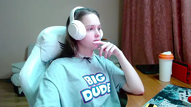 SharybbFace online show from 11-05-25, 03:01