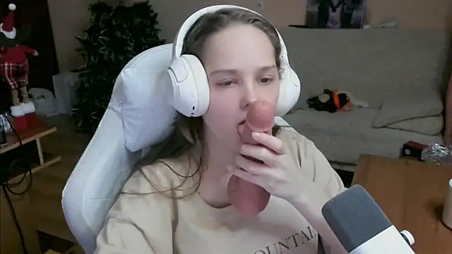 SharybbFace online show from 11-29-25, 03:15