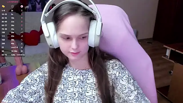 Snapshot of SharybbFace chatting on 02-11-26, 03:06 SharybbFace online show from 02-11-26, 03:06