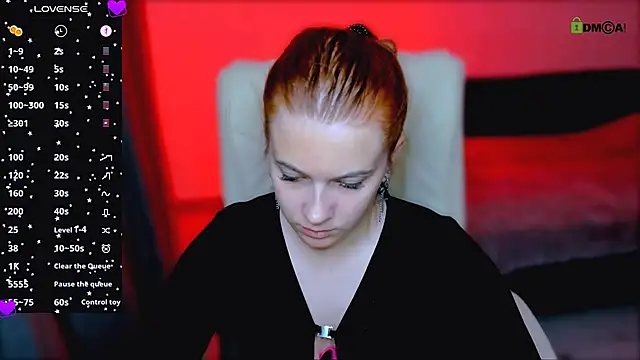 Snapshot of red__dizzy chatting on 10-10-25, 08:19 red dizzy online show from 10-10-25, 08:19