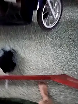 Snapshot of tailua05 chatting on 04-12-26, 04:39 tailua05 online show from 04-12-26, 04:39