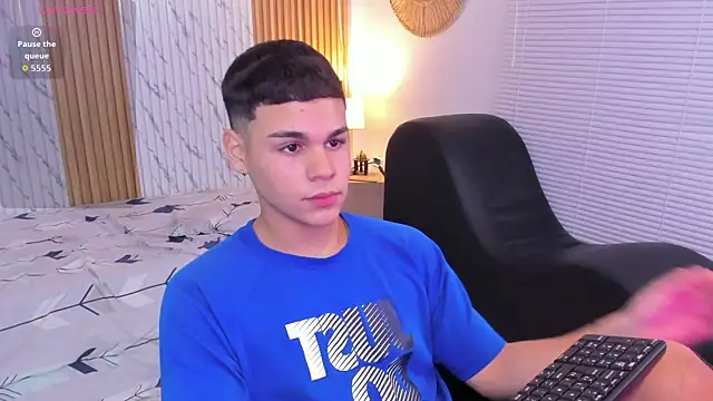 james jonnes online show from 10-19-25, 08:42