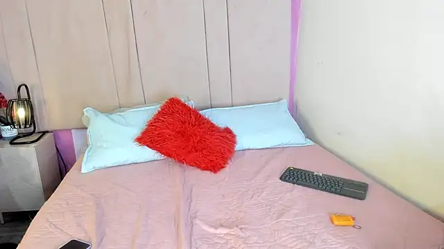 Snapshot of Dakashyten chatting on 12-16-25, 04:39 Dakashyten online show from 12-16-25, 04:39