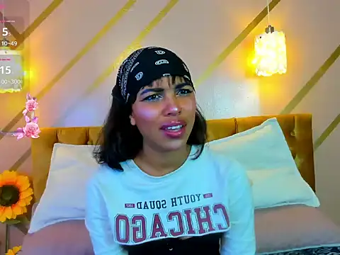 Snapshot of Dakashyten chatting on 02-05-26, 04:06 Dakashyten online show from 02-05-26, 04:06