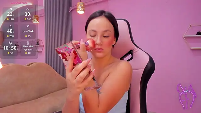 Snapshot of sofi__18_ chatting on 03-05-26, 10:11 sofi 18 online show from 03-05-26, 10:11