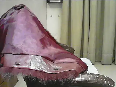 short girl  online show from 01-18-26, 01:26