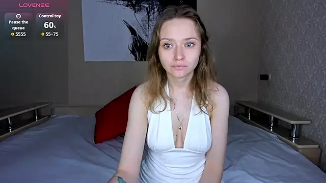 Snapshot of Linda_Bryant-Eva chatting on 09-27-25, 01:54 Linda Bryant-Eva online show from 09-27-25, 01:54