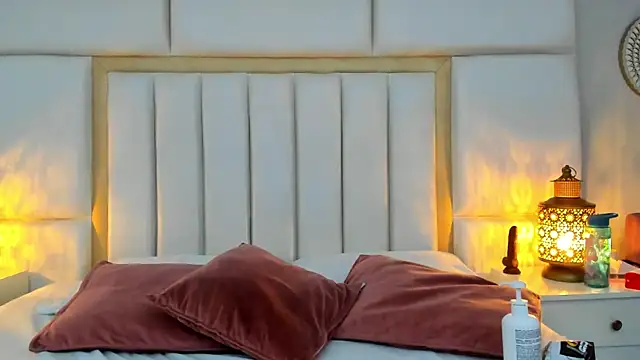 LaylaaDoll online show from 04-25-26, 07:11