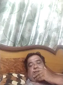 Snapshot of Naughty_gaurav chatting on 09-15-25, 02:11 Naughty gaurav online show from 09-15-25, 02:11