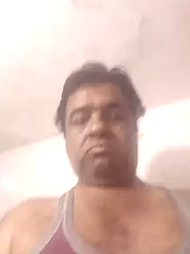 Snapshot of Naughty_gaurav chatting on 09-26-25, 04:27 Naughty gaurav online show from 09-26-25, 04:27