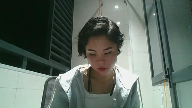 Snapshot of JennyCarpenter chatting on 09-24-25, 04:10 JennyCarpenter online show from 09-24-25, 04:10