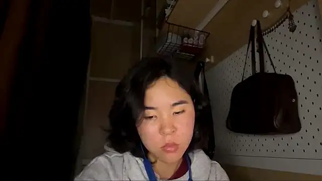 JennyCarpenter online show from 04-29-26, 05:33