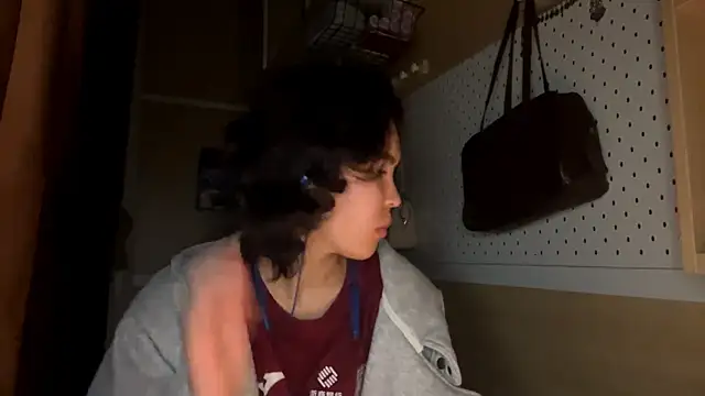 Snapshot of JennyCarpenter chatting on 05-01-26, 10:25 JennyCarpenter online show from 05-01-26, 10:25