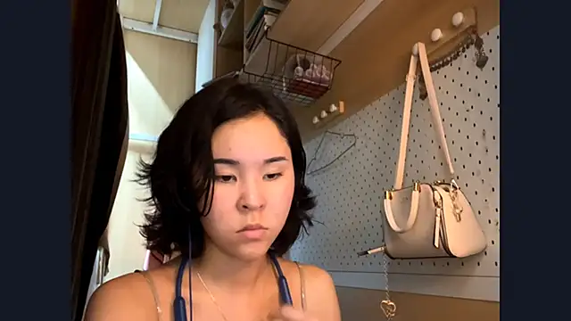 Snapshot of JennyCarpenter chatting on 05-20-26, 07:47 JennyCarpenter online show from 05-20-26, 07:47