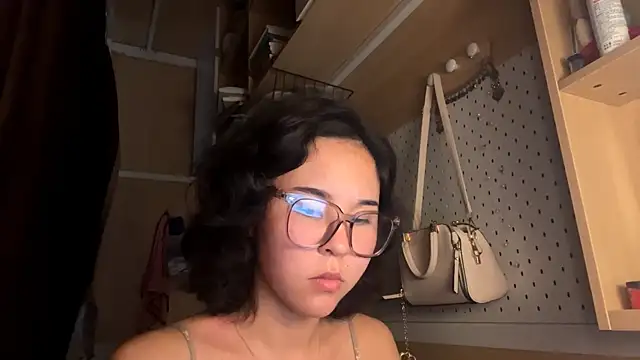 Snapshot of JennyCarpenter chatting on 05-22-26, 10:48 JennyCarpenter online show from 05-22-26, 10:48