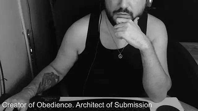 Snapshot of Lord_MasterX chatting on 09-25-25, 07:39 Lord MasterX online show from 09-25-25, 07:39