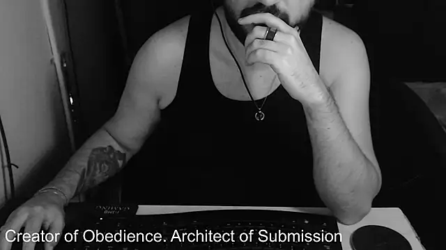 Snapshot of Lord_MasterX chatting on 09-27-25, 12:59 Lord MasterX online show from 09-27-25, 12:59