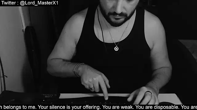 Snapshot of Lord_MasterX chatting on 09-30-25, 06:02 Lord MasterX online show from 09-30-25, 06:02