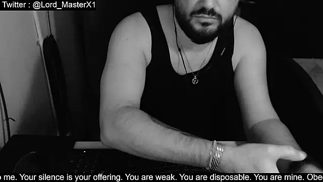 Snapshot of Lord_MasterX chatting on 10-20-25, 02:45 Lord MasterX online show from 10-20-25, 02:45