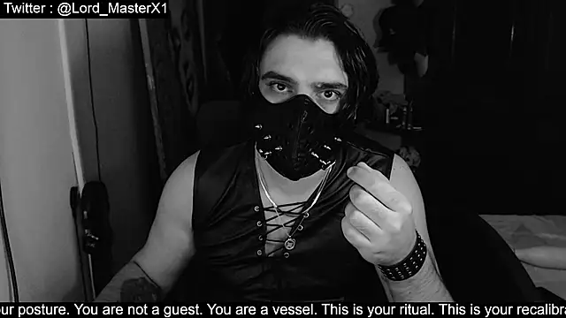 Snapshot of Lord_MasterX chatting on 10-29-25, 04:15 Lord MasterX online show from 10-29-25, 04:15