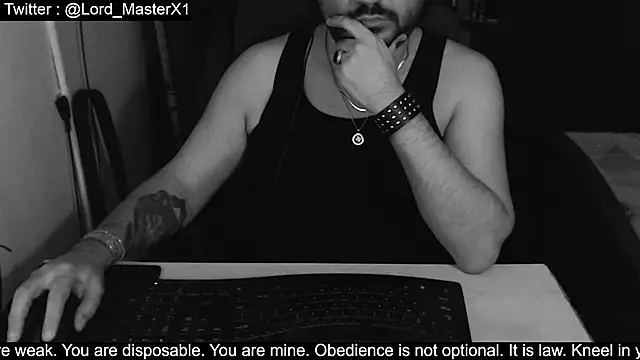 Snapshot of Lord_MasterX chatting on 11-10-25, 01:15 Lord MasterX online show from 11-10-25, 01:15
