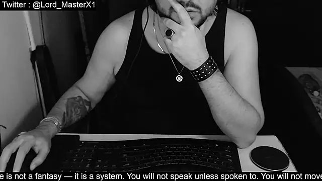 Snapshot of Lord_MasterX chatting on 11-30-25, 09:08 Lord MasterX online show from 11-30-25, 09:08