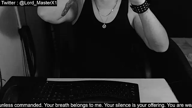 Snapshot of Lord_MasterX chatting on 12-16-25, 08:47 Lord MasterX online show from 12-16-25, 08:47