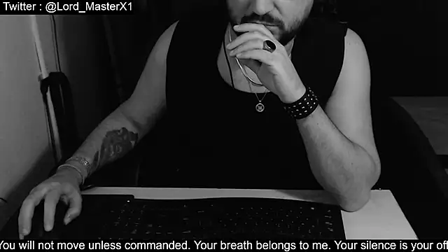 Snapshot of Lord_MasterX chatting on 01-19-26, 12:25 Lord MasterX online show from 01-19-26, 12:25