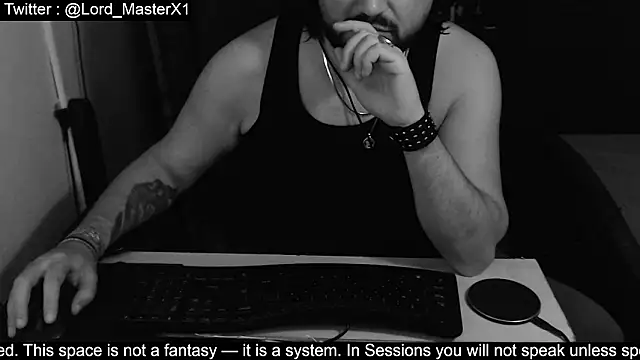 Snapshot of Lord_MasterX chatting on 02-25-26, 09:35 Lord MasterX online show from 02-25-26, 09:35