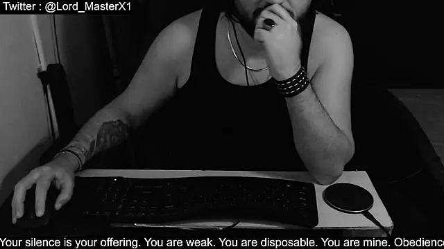 Snapshot of Lord_MasterX chatting on 03-06-26, 12:07 Lord MasterX online show from 03-06-26, 12:07