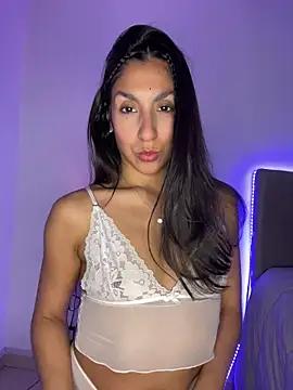 MaddyX   online show from 07-28-26, 07:15