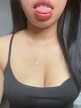 Rose-babyx online show from 06-14-26, 02:24