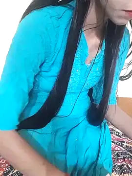 Snapshot of Pihu-satr78 chatting on 10-16-25, 07:42 Pihu-satr78 online show from 10-16-25, 07:42