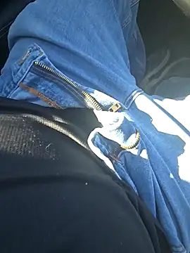 matatan0323 online show from 10-24-25, 05:20