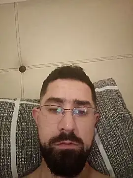 Snapshot of HAMADA__11 chatting on 02-15-26, 10:47 HAMADA 11 online show from 02-15-26, 10:47