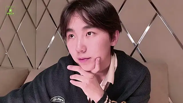Snapshot of HeejinWang chatting on 10-02-25, 04:08 HeejinWang online show from 10-02-25, 04:08