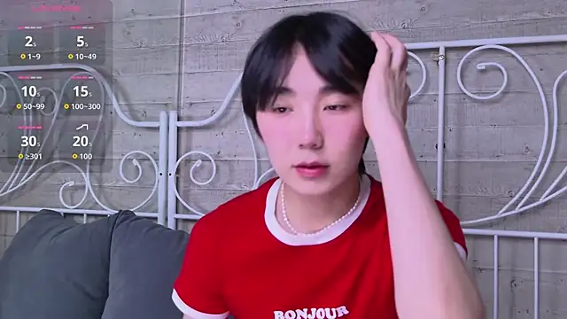 HeejinWang online show from 11-15-25, 08:38