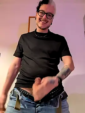 cruiserpup online show from 12-15-25, 06:45