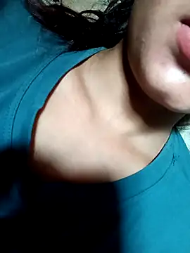 Aaisha-16 online show from 04-28-26, 03:11