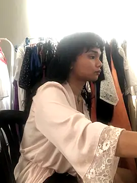 estradiolist online show from 10-23-25, 05:07