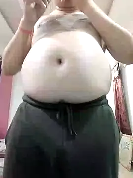 Love40777 online show from 11-13-25, 06:18