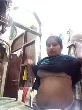 Snapshot of aliya-jaan71 chatting on 11-13-25, 05:34 aliya-jaan71 online show from 11-13-25, 05:34