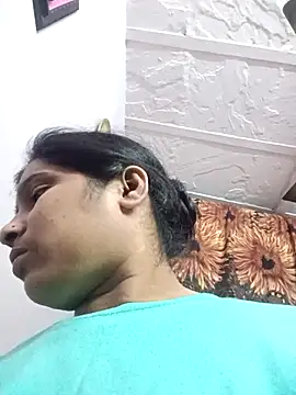 Snapshot of aliya-jaan71 chatting on 11-18-25, 08:24 aliya-jaan71 online show from 11-18-25, 08:24