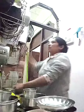 Snapshot of aliya-jaan71 chatting on 12-01-25, 05:07 aliya-jaan71 online show from 12-01-25, 05:07