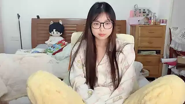 Akong11 online show from 12-04-25, 02:26